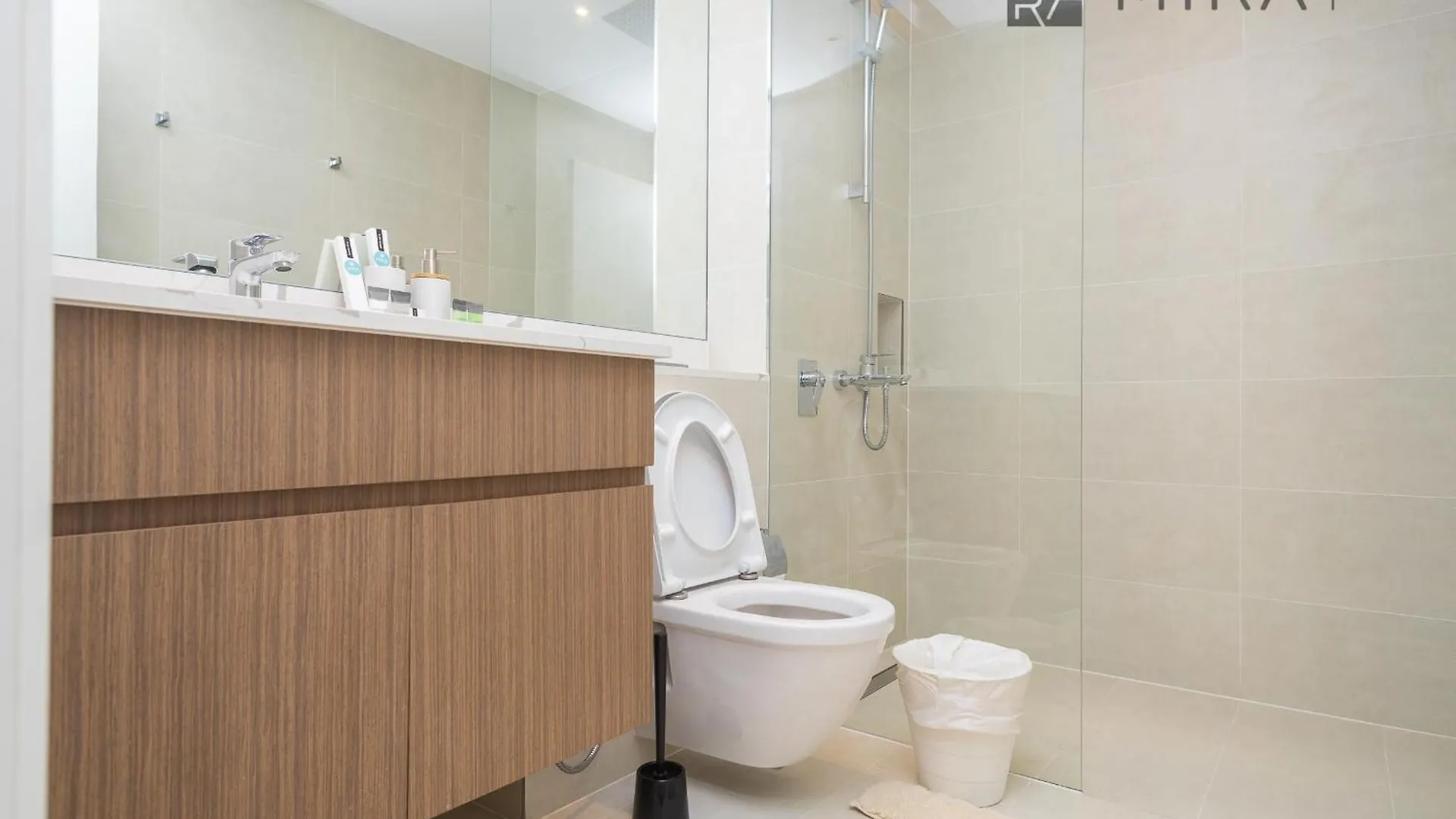 Mira Holiday Homes - Newly 2 Bedroom In La Sirene, Port De La Mer Dubai 0*,  Förenade Arabemiraten